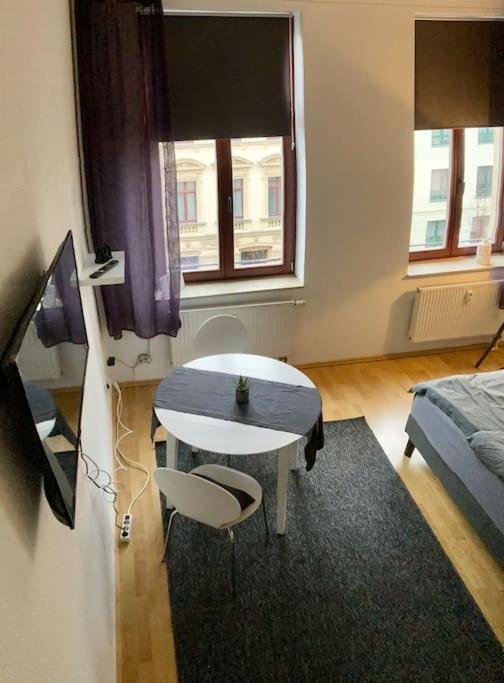 Cozy Studio-Apartment - Suedplatz Лайпциг Екстериор снимка