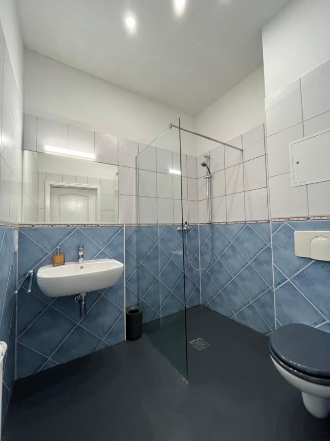 Cozy Studio-Apartment - Suedplatz Лайпциг Екстериор снимка